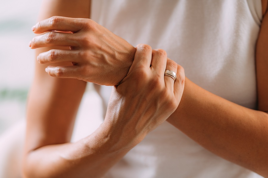Dolore al polso Avezzano? Vieni nel nostro centro di Osteopatia ad Avezzano | Tunnel Carpale Avezzano
